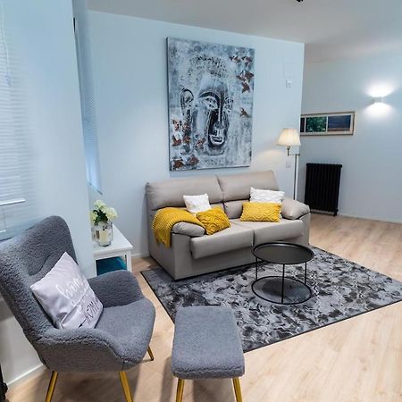 Lujoso Y Amplio Apartamento Con Parking Incluido Leon Exterior photo