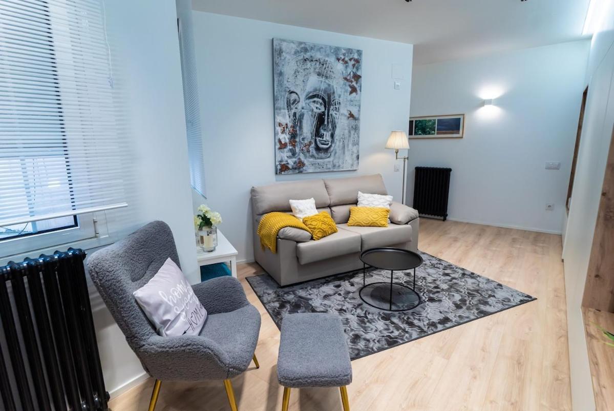 Lujoso Y Amplio Apartamento Con Parking Incluido Leon Exterior photo